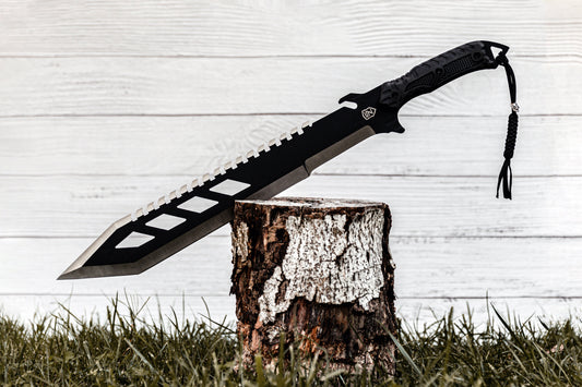 Conquer the Wilderness with the Sierra Zulu Trident Machete